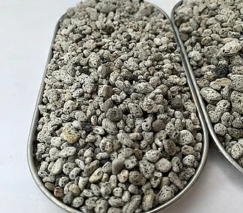 회색화산석 1-5mm 1L)(복토/화장토/천연펄라이트역할) 1