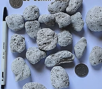 화이트화산석 10 kg 20-30mm 1