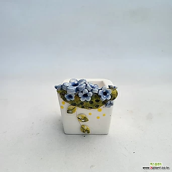분69)초소형 미니 리얼 콩분 흰색 무광 파란 꽃붙임 정사각 예쁜 도예 수제 화분 1